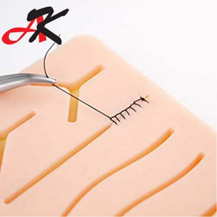 Suture-Pad-With-Wounds-1